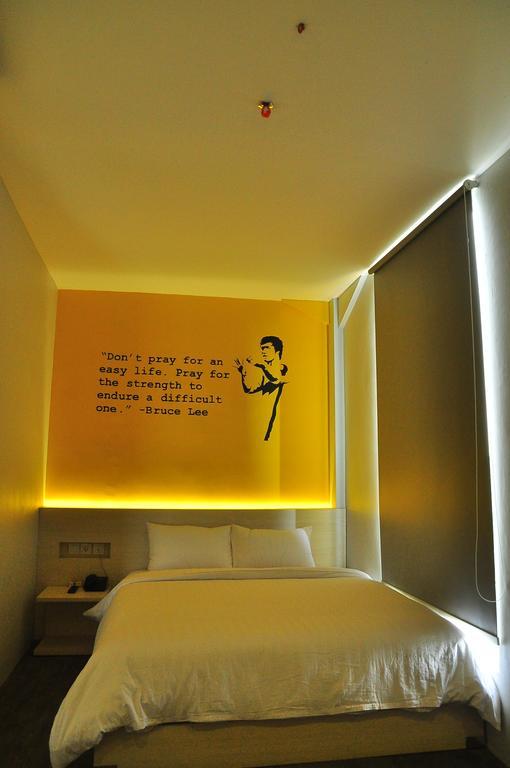 Summer Bed & Breakfast Banjarmasin  Pokój zdjęcie